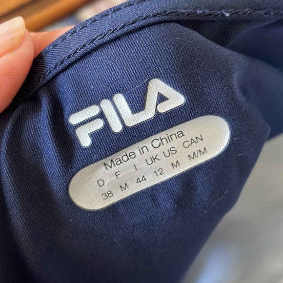 FILA Performance Top Navy Blue, Ruffle Bottom, size M - Picture 6 of 7